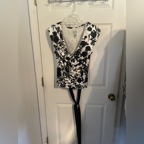Xscape Tops - Xscape top/blouse. White and black. Size 16.